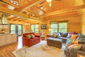 Blue Ridge Mtns Retreat w/ Views, 1 Mi to Parkway! - Image 5