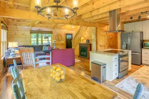 Blue Ridge Mtns Retreat w/ Views, 1 Mi to Parkway! - Image 3