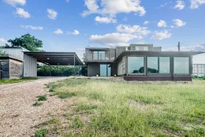Luxury 4-Bedroom Container Home, Hot-Tub & Firepit - Image 5