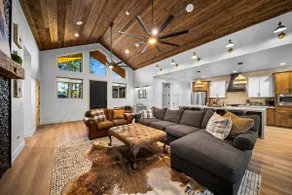 Lake-View Gem w/ Outdoor Entertainment in Show Low - Image 5