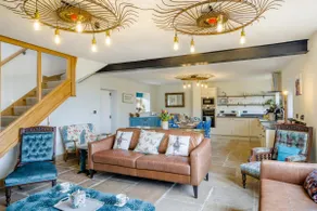 4 Bed in Stoke-on-Trent oc-c32195 - Image 3