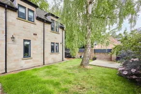 Host & Stay - Church Lane - Image 4