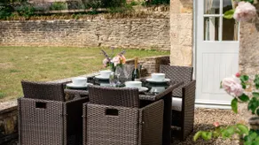 Pickett Cottage - pet friendly near Northleach - Image 3