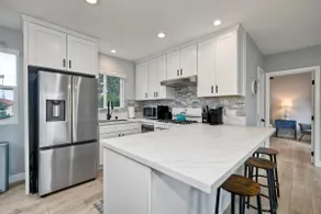 Cozy 1BR by Beach | Fire Pit + Dog Friendly - Image 4