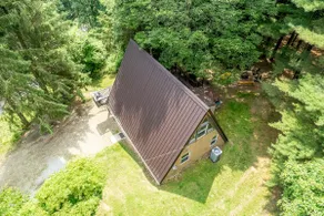 Rustic Chalet - Secluded with Hot Tub & Pool Table - Image 4