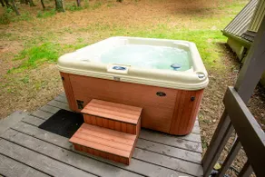 Rustic Chalet - Secluded with Hot Tub & Pool Table - Image 3