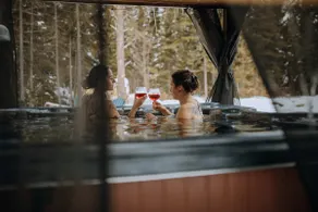 Summer Getaway | Hot Tub, Kayaking & Mountain Biki - Image 5