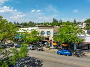 Walk to Lake, On Sherman, Downtown CDA - Image 2