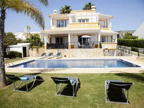 Villa Clara Premium by Sunny Deluxe - Image 2