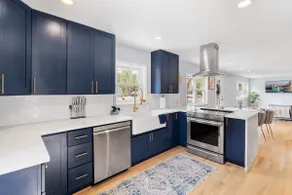 Coastal Modern Retreat | Large Group Getaway on 2 - Image 3