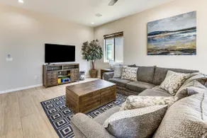 Mtn-View Home w/ Patio, 3 Mi to Colorado River! - Image 4