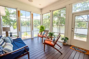 Tie One On! at 4 Bdr Waterfront Lake Marion - Image 4