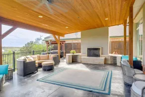 Outdoor Oasis w/ Lake Views: Ransom Canyon Retreat - Image 3