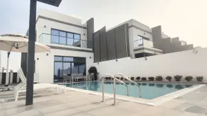 Stunning Sea Views from the Private Pool, Mins Away from Pristine Beaches and Key Fujairah Attractions, Sharm Al Dana Villa, Fujairah by Deluxe Holiday Homes - Image 3