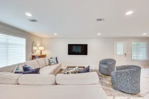 < 1 Mi to Sau: Newly Renovated Home w/ Yard! - Image 4