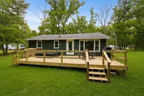 Foreman Lakefront Cabin Hot Tub Wi-Fi Dog Friendly - Image 2