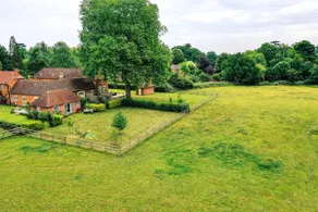 Idyllic Countryside Cottage  - Image 5