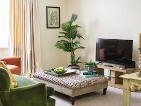 Chapel Court Apartment - Image 3
