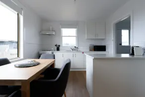 Tidy & Comfortable 2-Bed Home with Study – Close to Town - Image 3