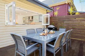 Serena Cottage - Sunlit Escape By Woy Woy Bay Wharf - Image 4