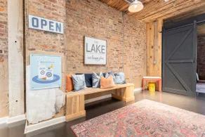 Gorgeous Home in the Heart of Historic Downtown - Image 4