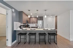 Bright 2BR 2BA Stay in SLC w Balcony - Image 2