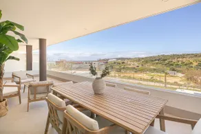 2-Bedroom Apartment in Azahar de Estepona - Image 3