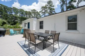 Cozy 3-Bedroom Retreat in Charming Beaufort, SC - Image 5