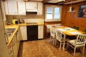 2-Min to Lake: Modern Brienz Flat with Garden - Image 5