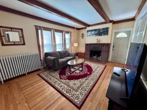 Charming 1 Bedroom House - Image 4