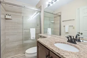 3BR Ski-In/Ski-Out Condo at Okemo with a Fireplace - Image 5