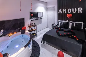 Amour - House with Private Jacuzzi - Image 2