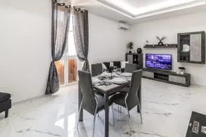 Amour - House with Private Jacuzzi - Image 3