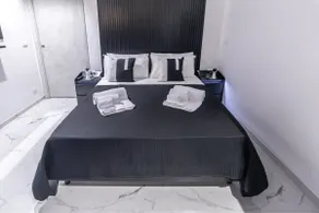 Amour - House with Private Jacuzzi - Image 5