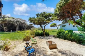 Oceanfront home with amazing sunsets, fire pit, & - Image 2