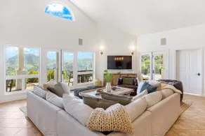 Vista Clara | Luxe Estate w/ Views, Pool & Hot Tub - Image 4