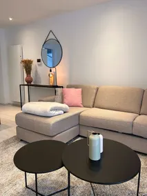 Wonderful central 2BR Ghent apt w view on Leie - Image 5