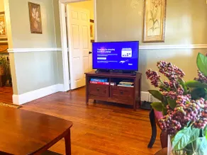 Crafton House | Two Bedrooms - Image 2