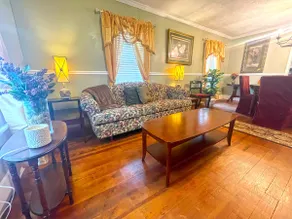 Crafton House | Two Bedrooms - Image 2