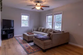 Mid-Ohio Cottage - Image 2