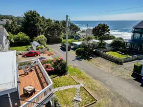 Beverly Beach Home-Deck with Ocean View-Fire Pit - Image 2