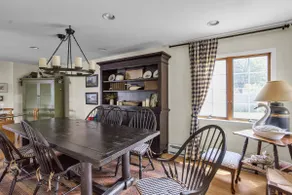 Home Port - Spacious Retreat In Prime Location 4 Bedroom Home - Image 5