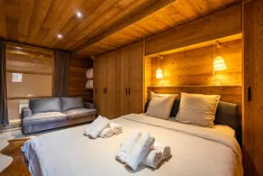 Chalet Achillée 5 Bedrooms - Image 3