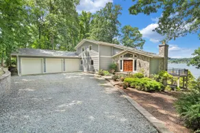 Private Lakefront Oasis - 5 Bedroom, Private Dock, & Firepit - Image 5