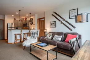 Zephyr Mountain Lodge - Image 4