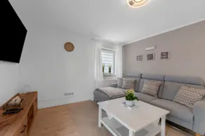 Beautiful House - Image 3
