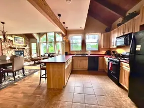 Luxury Cabin, Mins State Park, Pet Friendly! - Image 3