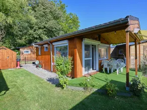 Cozy vacation cottage on the water - Image 3