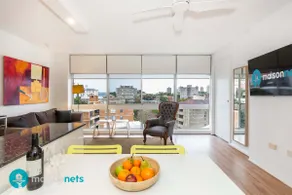 Light Filled 1BR Retreat with Car Park & Pool - Image 5