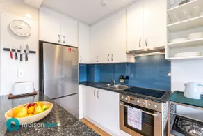 Light Filled 1BR Retreat with Car Park & Pool - Image 3